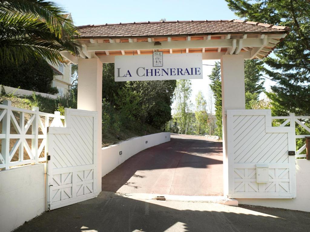 Hôtel Villa La Chêneraie Saint-Raphael (Var) Exterior foto
