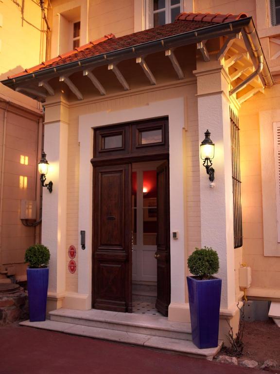 Hôtel Villa La Chêneraie Saint-Raphael (Var) Exterior foto
